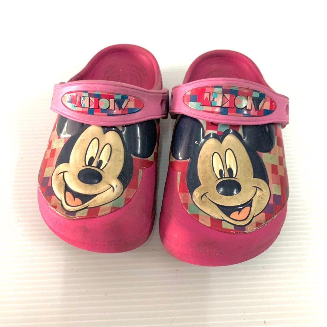 Crocs Mickey Shoes (Category: Babies & Kids Fashion) located in Kuala Lumpur. Submitted by vintagebrandedstore (Listing ID 1383880701, Image 1). Description: Size C8.