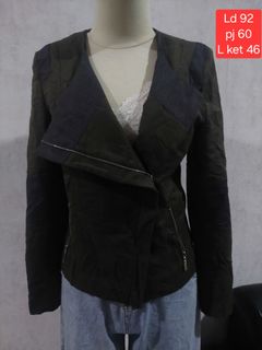 (Kategori: ) berada di . Dikirim oleh atha_preloved (ID iklan 1384009103, Gambar 1). Deskripsi: .
