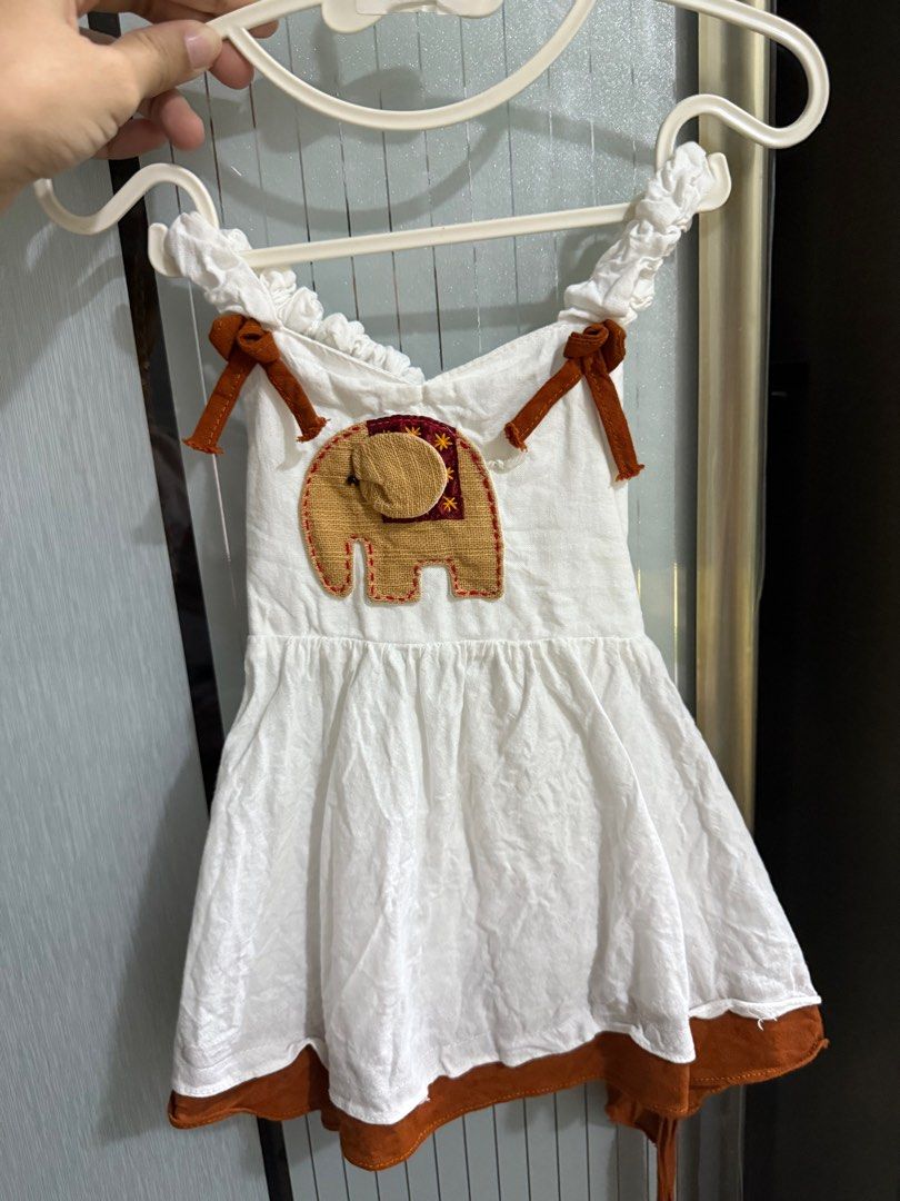 Dress (Category: Babies & Kids Fashion) located in Melaka Tengah. Submitted by shepreluved (Listing ID 1383993350, Image 1). Description: .