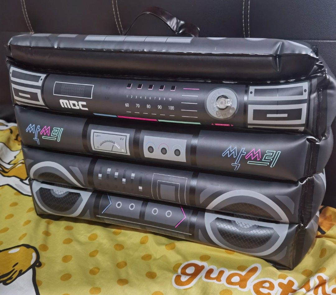 Dunkin Donut inflatable food storage (Category: Gift Baskets & Hampers) located in Angeles City. Submitted by goodbuysathome (Listing ID 1383874296, Image 1). Description: From korea Inflatable food storage Brandnew Rare hard to find Add sf 55 Gcash payment.