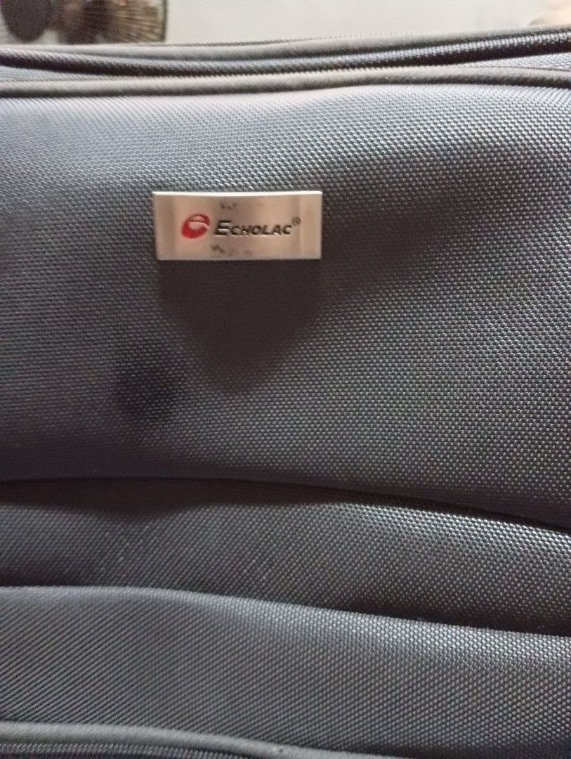 Echolac luggage medium (Category: Luggage) located in Makati City. Submitted by qwerty1026 (Listing ID 1383894546, Image 2). Description: .