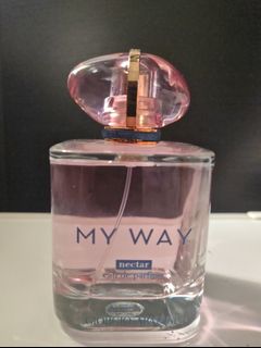 （分類：）位於 。 由 whitepurple68 提交（商品編號 1383101755，圖片 1）。簡介： 。