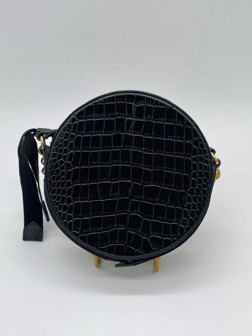 Givenchy Croc Eden round bag (Category: Cross-body Bags) located in Quezon City. Submitted by jmscm (Listing ID 1383911920, Image 3). Description: Givenchy Black Croc leather eden round bag Size mini No inclusion Guaranteed Authentic!.