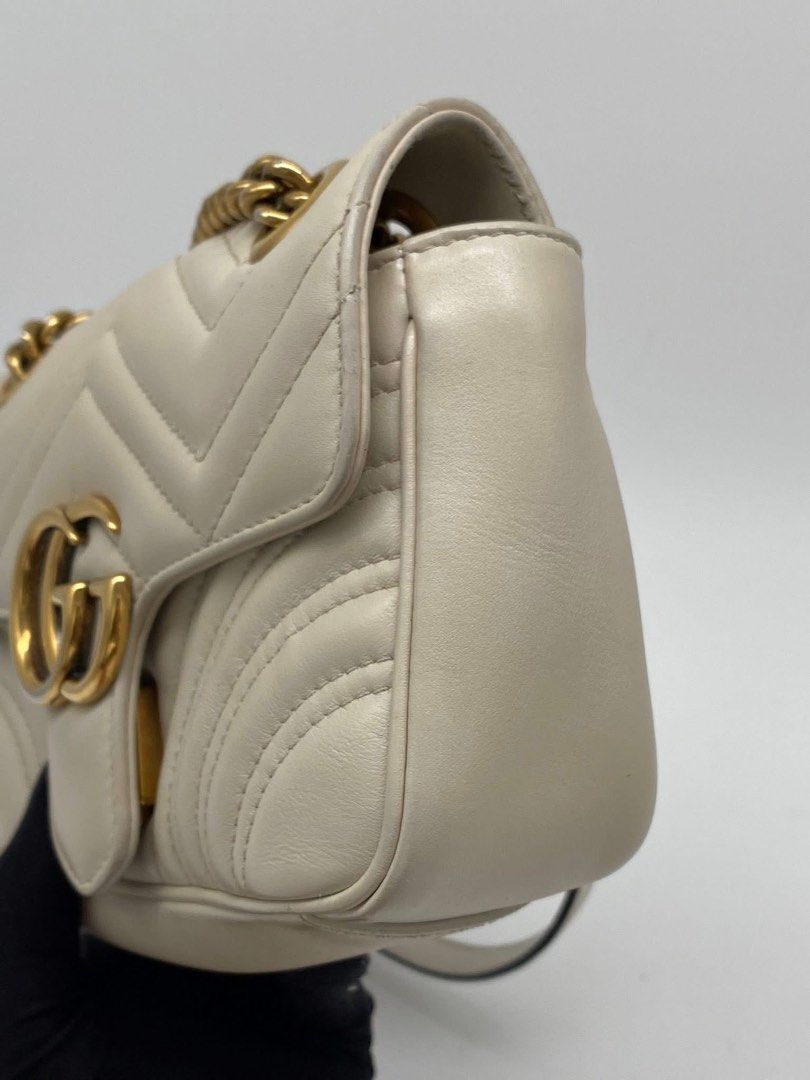 Gucci Marmont Matelasse Small (Category: Luxury Bags & Wallets) located in Quezon City. Submitted by jmscm (Listing ID 1383917224, Image 3). Description: Gucci Marmont Matelasse Small Guaranteed Authentic Rank A Condition. Inclusion: Certificate of Authenticity And Box .