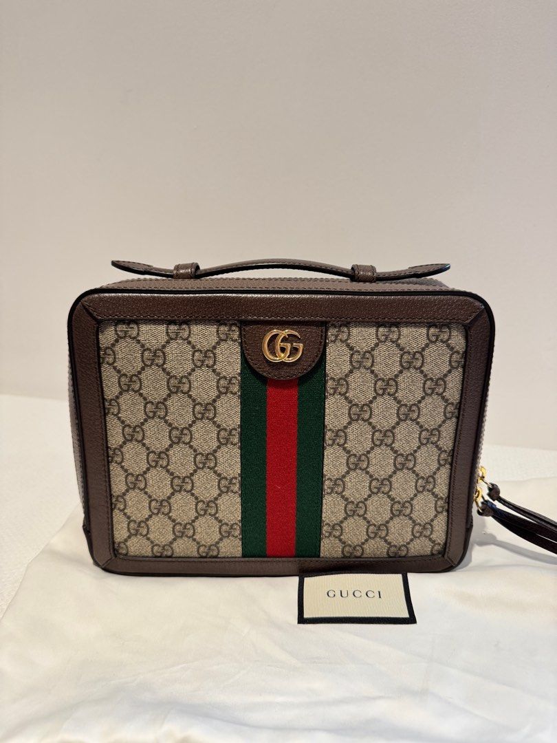 Gucci Ophidia Medium Bag (Category: Luxury Bags & Wallets) located in Manila. Submitted by mctrl (Listing ID 1384021492, Image 2). Description: Comes with dustbag.