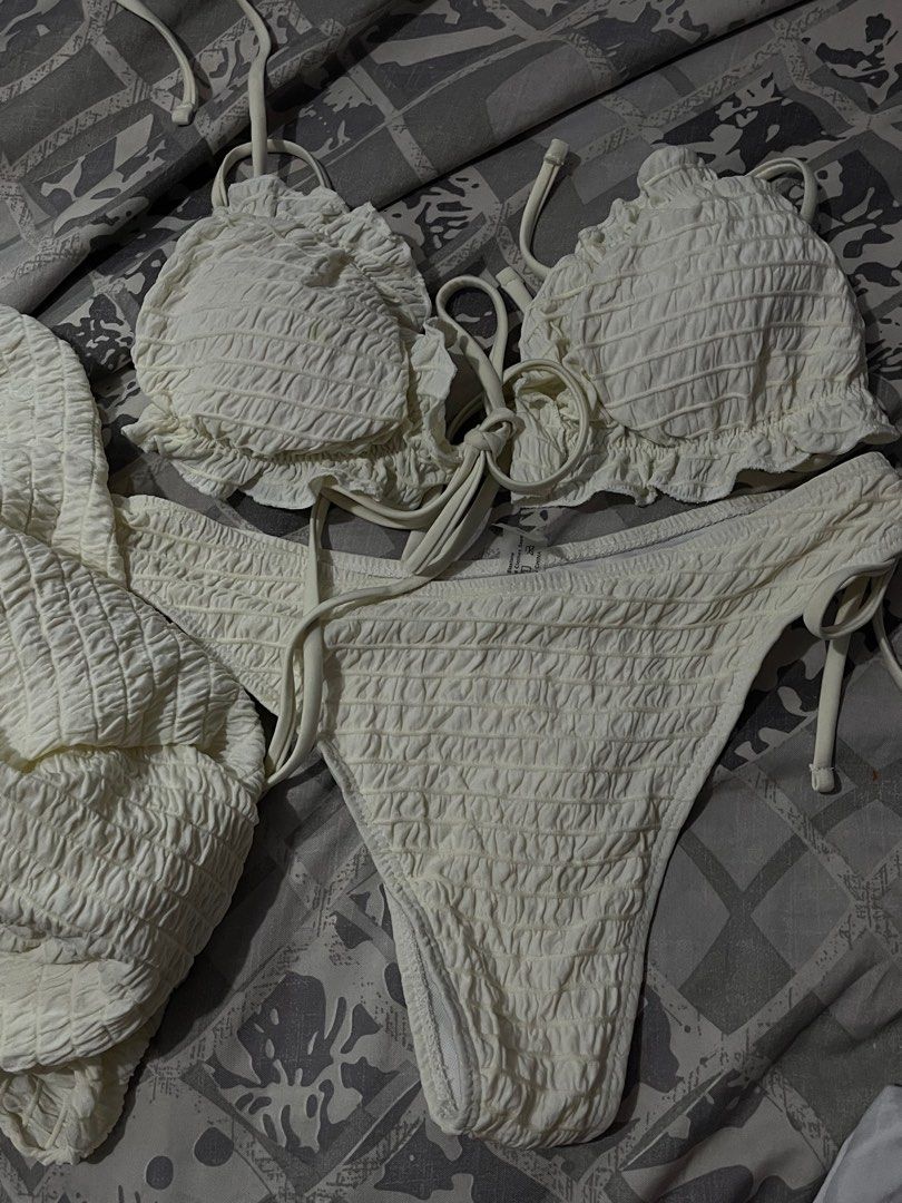 Halter Bikini (Category: Bikinis & Swimsuits) located in Cavite. Submitted by ynaah57 (Listing ID 1384031706, Image 3). Description: .