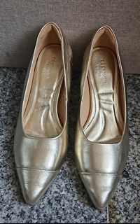 (Kategori: ) berada di . Dikirim oleh preloved.byiren (ID iklan 1383875708, Gambar 1). Deskripsi: .