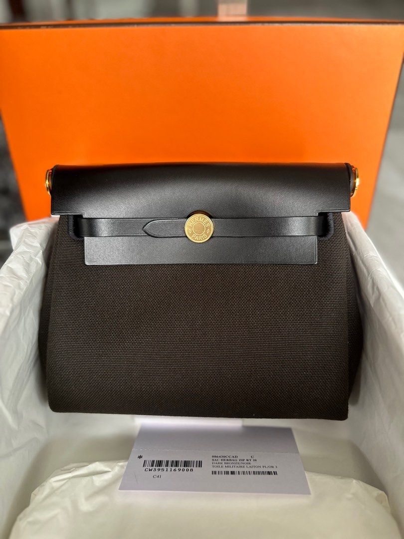 Hermes Herbag Mini (Category: Luxury Bags & Wallets) located in Manila. Submitted by az.purse (Listing ID 1383959227, Image 3). Description: Comes with box, dustbag and authenticity certificate..