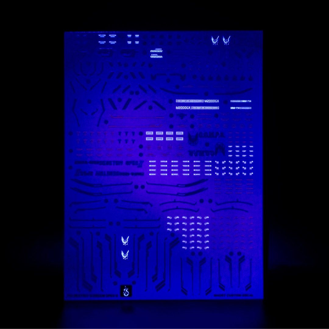 請睇info：HGCE Destiny Gundam Spec II neon Gundam decal 命運高達 規格2 螢光高達水貼 （分類：高達及模型組合）位於 Hong Kong。 由 teddeybear 提交（商品編號 1360782504，圖片 2）。簡介： 不直接回答有無貨問題 有咩問題，請睇info, Wts 我去問 水貼貼法分享： https://modelfanz.com/stick-water-decal/ HG HGCE 1/144 機動戰士高達 seed Freedom ZGMF/A-42S2 Destiny Gundam Spec II revive version gundam neon decal 新生版 命運高達 二型 規格2 高達螢光水貼 *非官方產品 *圖4-10為水貼位置參考 *UV燈照射下會發出螢光 #焰水貼 炎水貼 #Movie release commemoration Package Ver. HG 1/144 DESTINY GUNDA