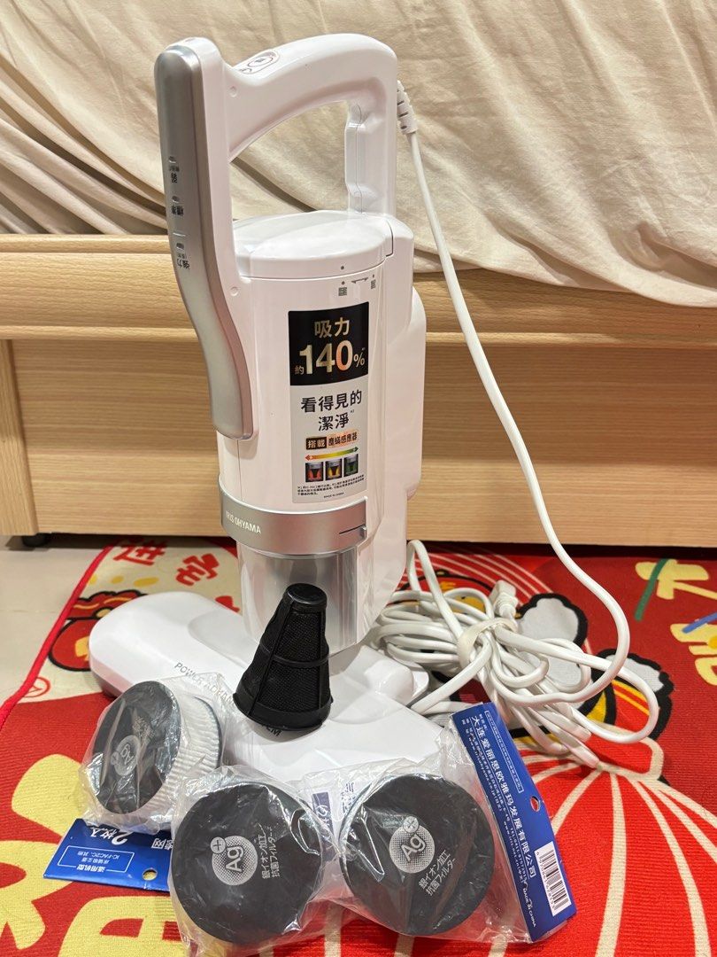 由 ._.chichi (刊登 ID 1384020888，圖片 2) 提交，位於 台北市 (Taipei) 的 IRIS五代塵蟎機 (類別：清潔工具)，說明：含三顆空氣濾網、一顆集塵濾網（皆全新）。