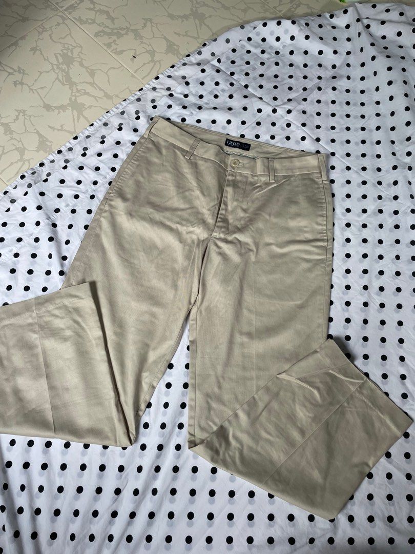 Izod Madison Chino 32 x 29 (Category: Chinos) located in Anda. Submitted by heyzelmi (Listing ID 1383962327, Image 1). Description: Brand: IZOD Type: STRAIGHT CUT CHINO Size: 32” Width: 32” Length: 39” Condition: 9/10 (LIKE NEW) Flaws: has little washable dirt at the back pocket MINE: 399.