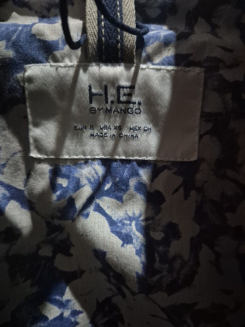 Jacket (Category: Coats, Jackets and Outerwear) located in Manila. Submitted by vanarse (Listing ID 1383979817, Image 3). Description: never worn Mango Man jacket EU S/ US XS.
