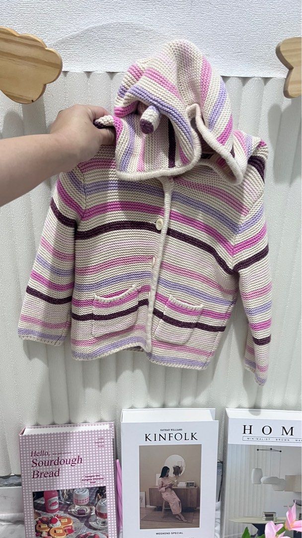 jaket GAP hoodie warna rare tag 12-18 bulan (Kategori: 1 hingga 3 tahun) berada di Jakarta Pusat. Dikirim oleh by.aracelli (ID iklan 1383985879, Gambar 1). Deskripsi: bisa co oyen.