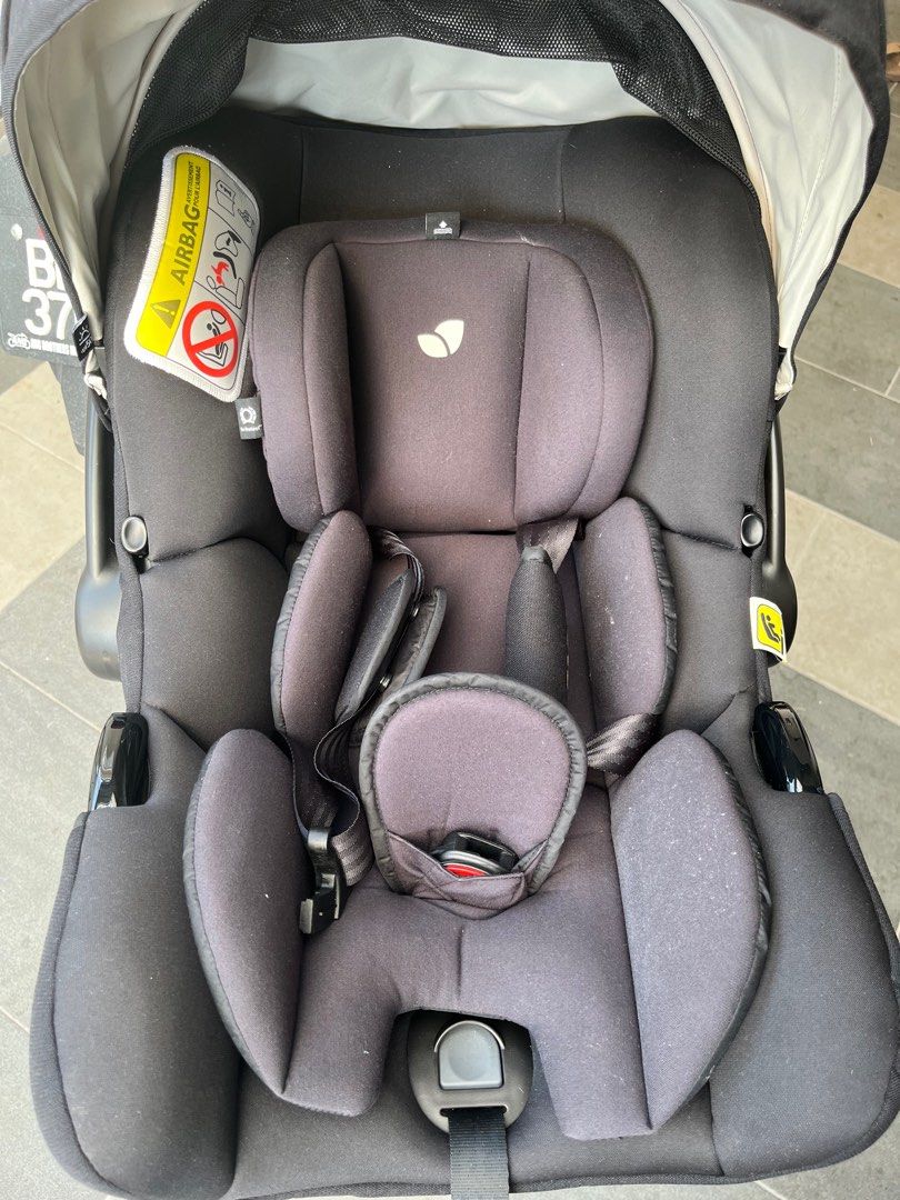 Joie (Category: Carriers & Slings) located in Rawang. Submitted by nini_k (Listing ID 1383945836, Image 1). Description: Joie i-Gemm 2 Baby Carrier – Lightly used . Self-pickup: Antara Gapi / COD: Lotus Rawang, Batang Kali.