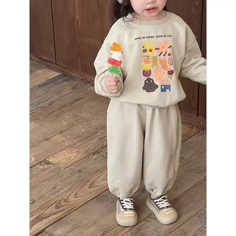 Kid girl set wear (Category: Babies & Kids Fashion) located in Kuala Lumpur. Submitted by waiwaiteoh (Listing ID 1383866738, Image 2). Description: 5-6years old .. can see some flaws .
