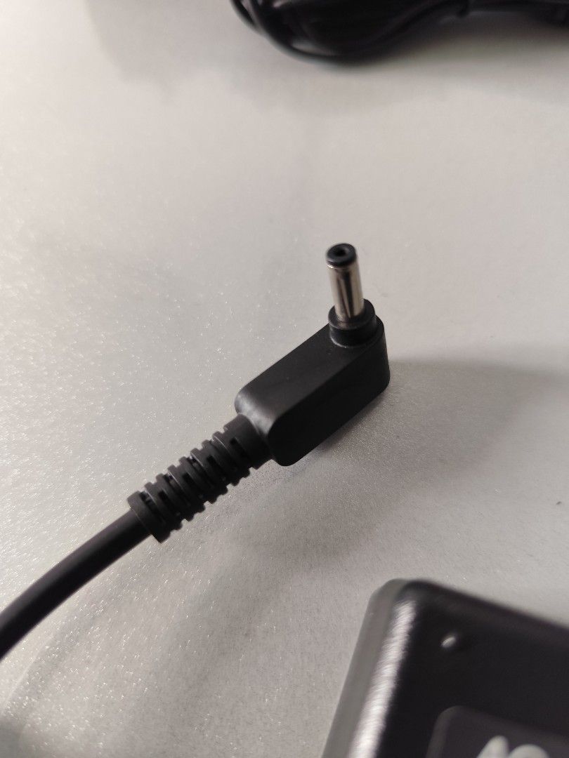 Lenovo/ASUS Power Adaptor (Charger)63226707542785111