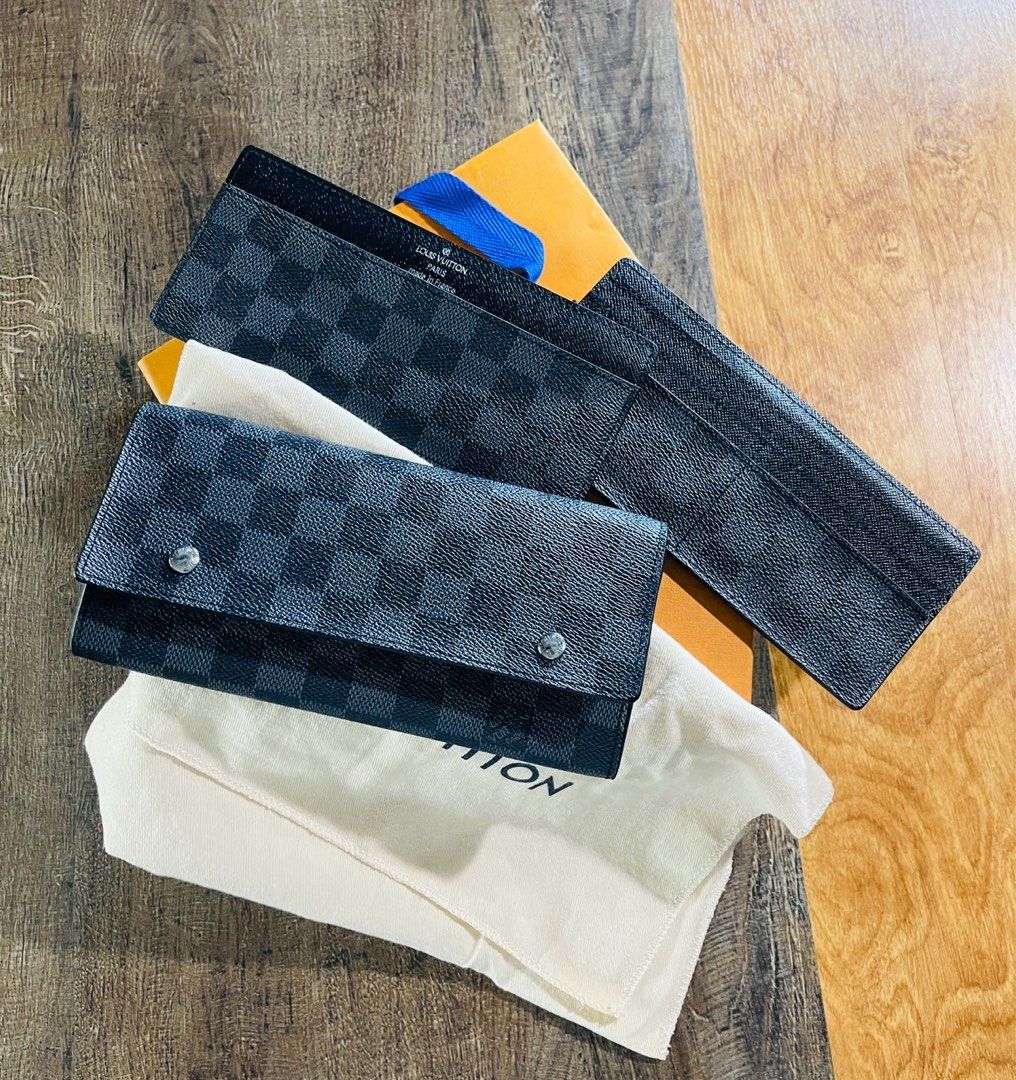 Louis vuitton mens wallet (Category: Luxury Bags & Wallets) located in Quezon City. Submitted by akieo (Listing ID 1384033219, Image 2). Description: LV Mens long wallet Complete Perfect condition Legit orignal genuine Price 2,400 only** Qc area Nationwide Shipping.
