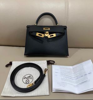 （分類：）位於 。 由 bellize.luxury 提交（商品編號 1384043107，圖片 1）。簡介： 。