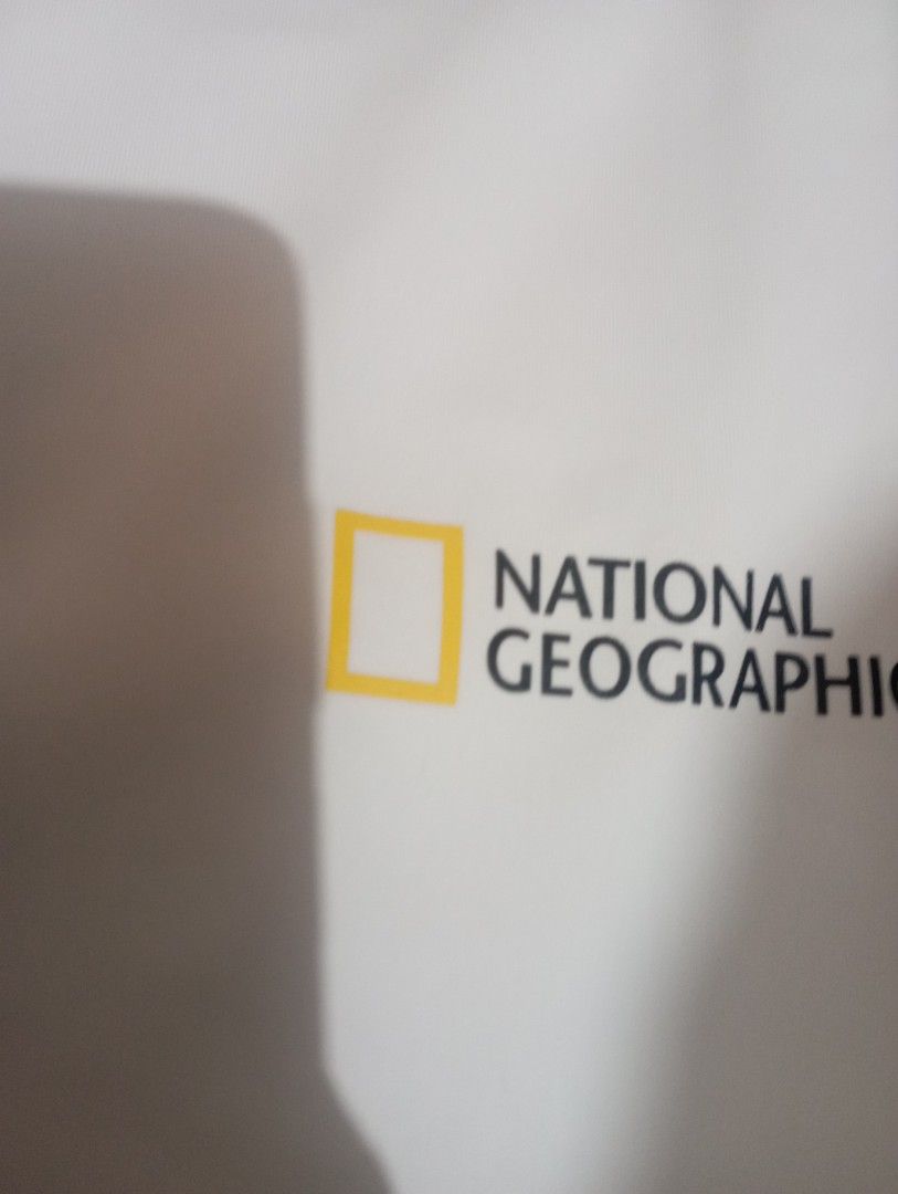 national geographic white shirt (Category: Tshirts & Polo Shirts ) located in Manila. Submitted by ren0997 (Listing ID 1384034801, Image 3). Description: declutter.