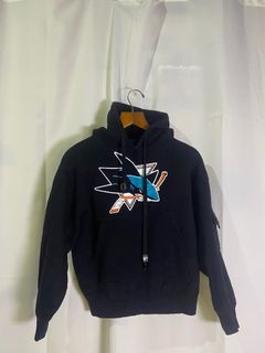 (Category: ) located in . Submitted by duothrifting (Listing ID 1383917290, Image 1). Description: .