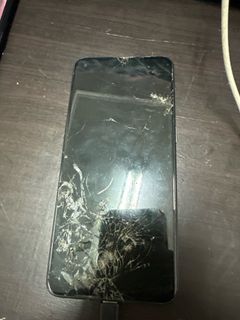 由 second_hand_smartphone (刊登 ID 1383939461，圖片 1) 提交，位於 的 (類別：)，說明：。