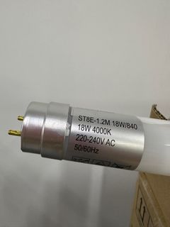 （分類：）位於 。 由 lamelton 提交（商品編號 1383976904，圖片 1）。簡介： 。