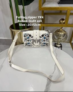 (Kategori: ) berada di . Dikirim oleh arsyahaisy27622 (ID iklan 1384039695, Gambar 1). Deskripsi: .