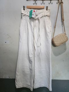 (Kategori: ) berada di . Dikirim oleh adelliajullia (ID iklan 1383919618, Gambar 1). Deskripsi: .