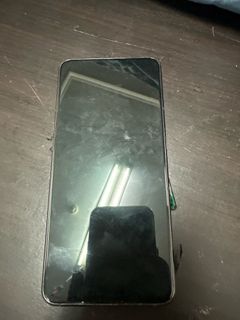 由 second_hand_smartphone (刊登 ID 1383936766，圖片 1) 提交，位於 的 (類別：)，說明：。