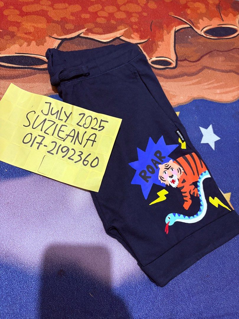 Shortpants Bonds (Category: Babies & Kids Fashion) located in Shah Alam. Submitted by suzieanahamdan (Listing ID 1383893573, Image 1). Description: Nwt Sz 5 RM60 ( Dulu beli RM75 yee , dah buang harga dah nih 🥺 ).