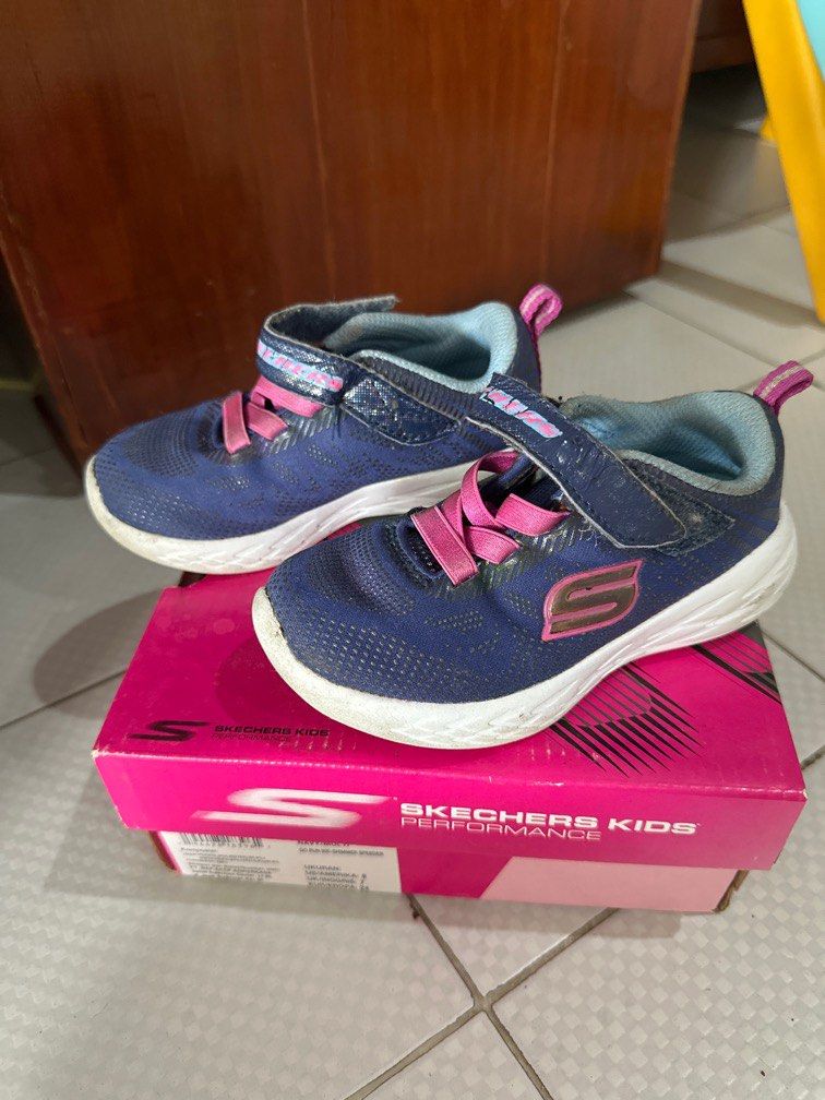 Skechers kids (Kategori: 1 hingga 3 tahun) berada di Jakarta Pusat. Dikirim oleh risqhana61206 (ID iklan 1383889055, Gambar 2). Deskripsi: Ok.