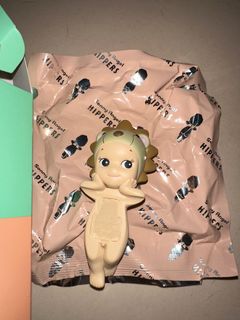 (Category: ) located in . Submitted by peachypaws (Listing ID 1383949227, Image 1). Description: .