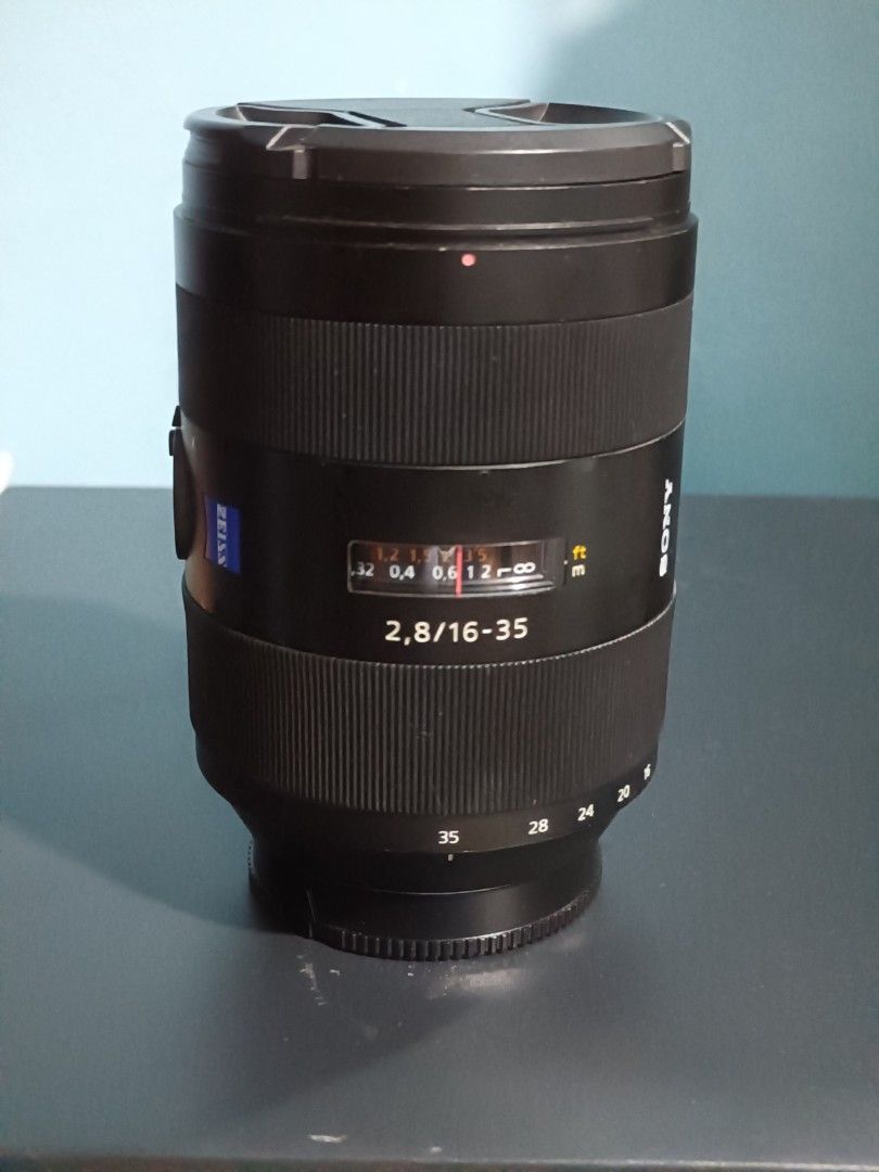 Sony Zeiss 16-35 F2.8 (Category: Lens & Kits) located in Makati City. Submitted by kulit.kulit (Listing ID 1383871978, Image 1). Description: Vario-Sonnar T* 16-35mm F2.8 ZA SSM II Sony A-mount Smooth, quiet SSM focusing Focus mode switch and hold button Beautiful background bokeh Dust and moisture resistant Made in Japan For sale only For sale only.