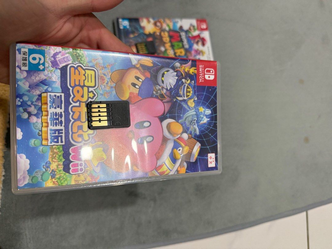 由 yagi_1217 (刊登 ID 1384024603，圖片 2) 提交，位於 台南市 (Tainan) 的 Switch遊戲片 (類別：Nintendo 任天堂)，說明：星之卡比Wii豪華版$1050（超新只玩過一次 瑪利歐3D世界$1050 寶可夢晶燦鑽石$800 Ns漆彈大作戰日文版，晶片有一點點髒污但功能都正常（贈品，第一位買的） 全部帶走$2700 台南永康可面交 可聊聊看細圖。