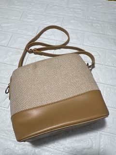 (Kategori: ) berada di . Dikirim oleh felyce (ID iklan 1383933142, Gambar 1). Deskripsi: .
