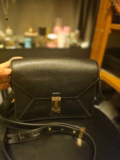 （分類：）位於 。 由 malou_02 提交（商品編號 1384002058，圖片 1）。簡介： 。