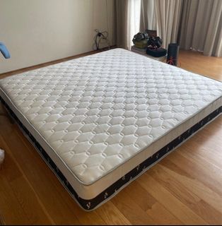 (Category: ) located in . Submitted by asymiera (Listing ID 1383915317, Image 1). Description: .