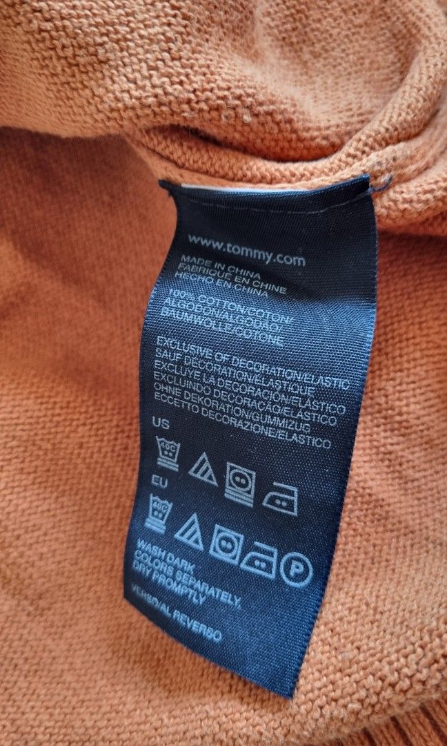 Tommy Hilfiger Quarterzip Orange (Category: Coats, Jackets and Outerwear) located in Manila. Submitted by letsriv (Listing ID 1383958311, Image 3). Description: Tommy Hilfiger Quarterzip Size XL (23x29) Great condition P2500 Location: Manila.