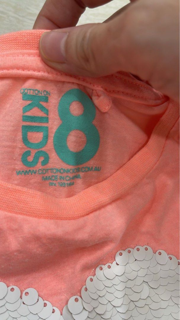 T-shirt (Kategori: 8 hingga 12 tahun) berada di Jakarta Pusat. Dikirim oleh anggraeni15541 (ID iklan 1383991828, Gambar 2). Deskripsi: kondisi sangat bagus .