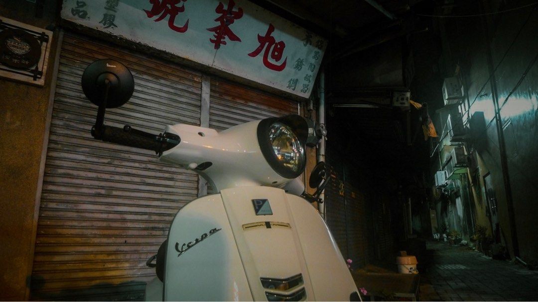 由 kuo093002 (刊登 ID 1383979113，圖片 3) 提交，位於 新竹市 (Hsinchu City) 的 Vespa原廠端子鏡（全新未拆封） (類別：汽機車零配件)，說明：Vespa偉士牌 端子鏡（手把鏡） 全新。