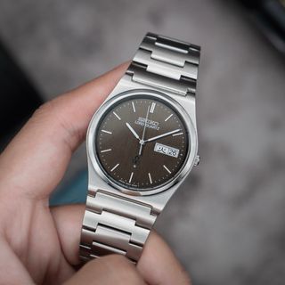 (Category: ) located in . Submitted by krios.vintagewatch (Listing ID 1383964809, Image 1). Description: .