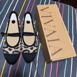 (Category: ) located in . Submitted by Le.Pattie.Luxe (Listing ID 1383971060, Image 1). Description: .