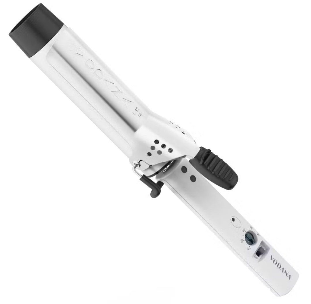 由 nouii. (刊登 ID 1384017375，圖片 1) 提交，位於 新北市 (New Taipei) 的 Vodana 捲髮棒 40mm 全新 電捲棒 (類別：美髮清潔與護理)，說明：全新未使用過 今年7月購入。