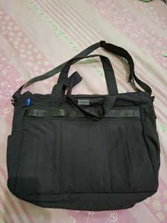 (Kategori: ) berada di . Dikirim oleh llaatrubus (ID iklan 1383952149, Gambar 1). Deskripsi: .