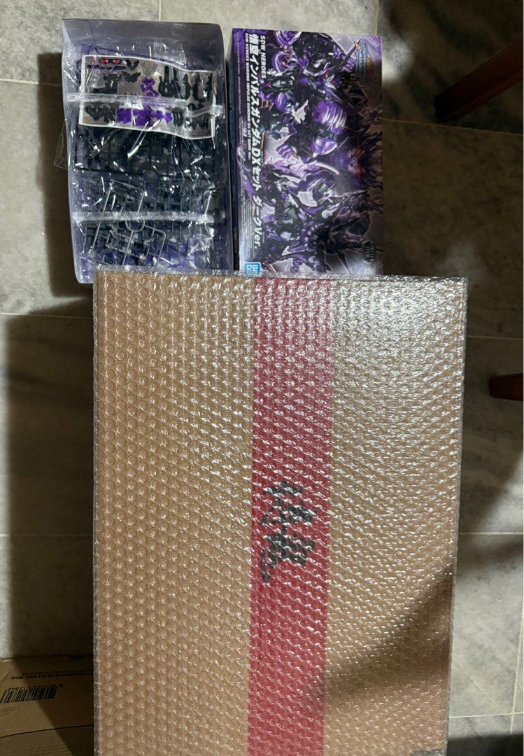 WTS NEW UNASSEMBLE GUNPLA (Category: Gundam Model Kits) located in Singapore. Submitted by vincenttan03 (Listing ID 1384049110, Image 1). Description: .
