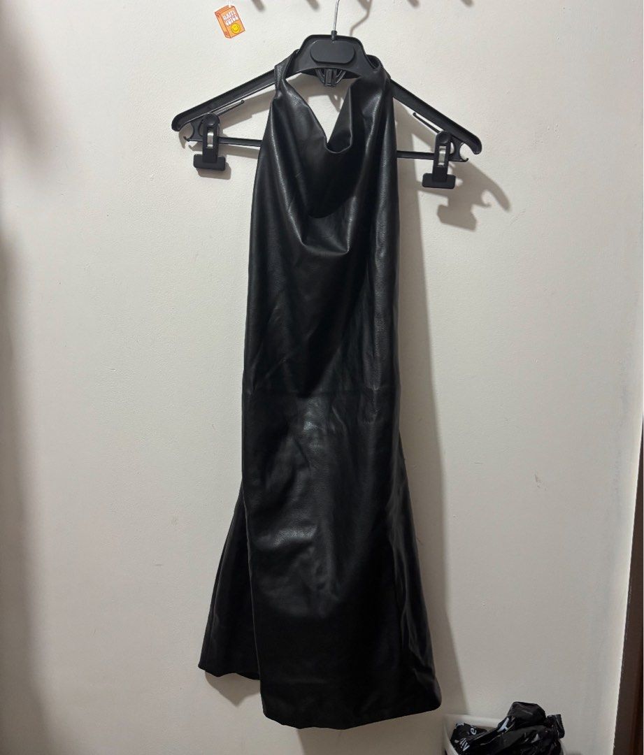 ZARA FAUX LEATHER HALTER DRESS KULIT HITAM SALE FROM 699, Fesyen Wanita,  Pakaian Wanita, Gaun & Rok di Carousell