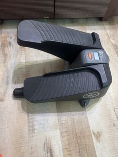 由 zaq0135940735 (刊登 ID 1378631171，圖片 1) 提交，位於 的 (類別：)，說明：。