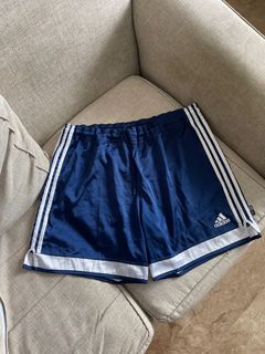(Category: ) located in . Submitted by manilacurations (Listing ID 1378615496, Image 1). Description: .