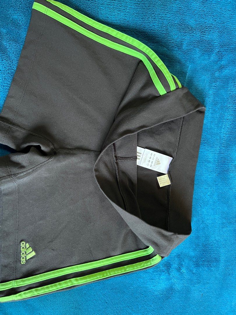 adidas short (Category: Activewear) located in Tarlac. Submitted by Filritz_8 (Listing ID 1378544361, Image 1). Description: Super lambot ng tela Stretchable .