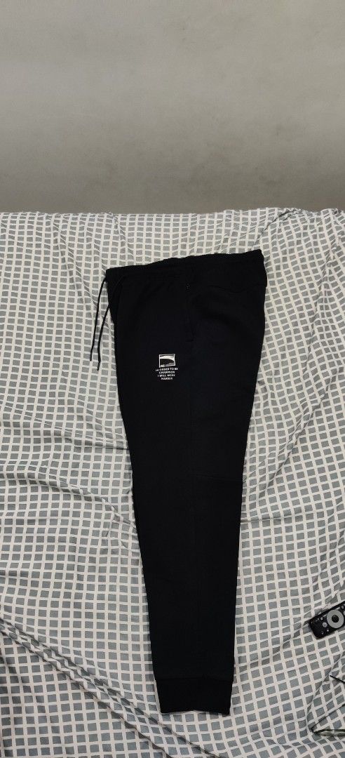 Anta Jogger Pants (Category: Joggers) located in Malabon City. Submitted by jaypd (Listing ID 1378661143, Image 3). Description: Free Shipping.